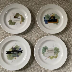 Wedgwood Grand Gourmet Wine Label Plate 8.5” Vintage Collection 1999 Lot 4 NWT